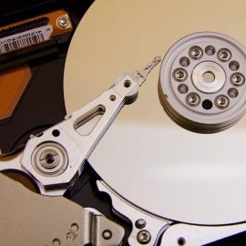 Làm sao để khôi phục dữ liệu bị mất từ ổ cứng?